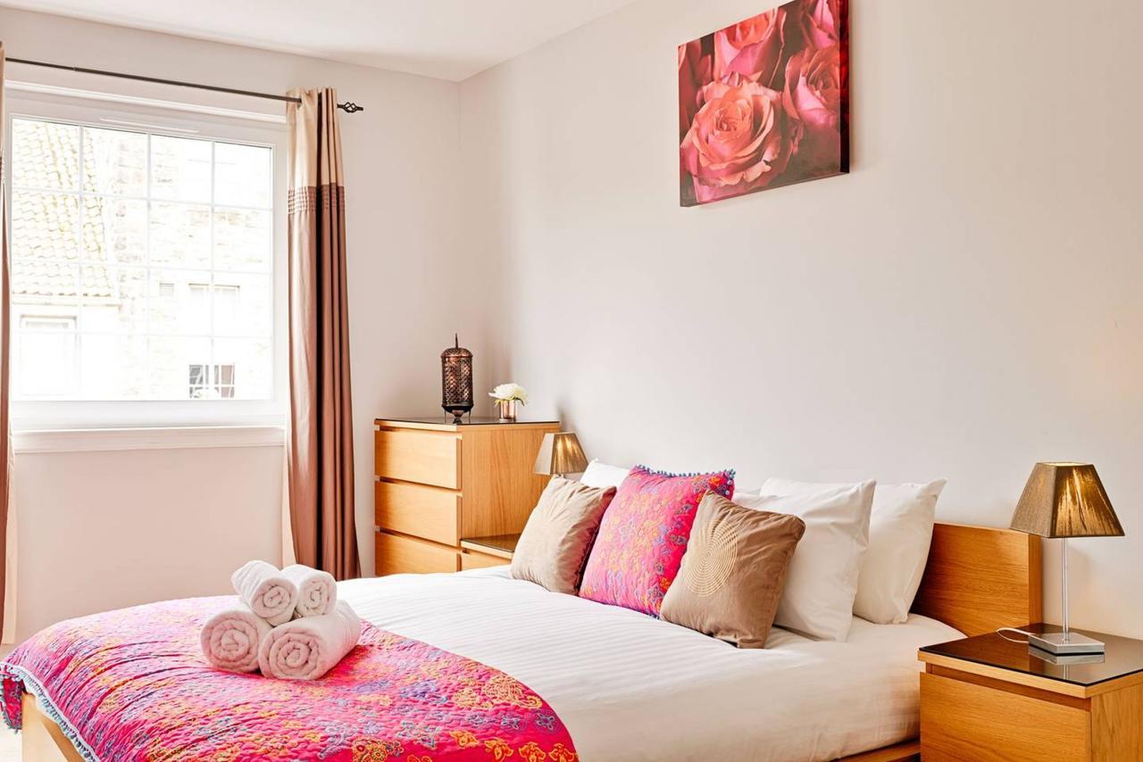 Joivy Bright Royal Mile Apartment 爱丁堡 外观 照片