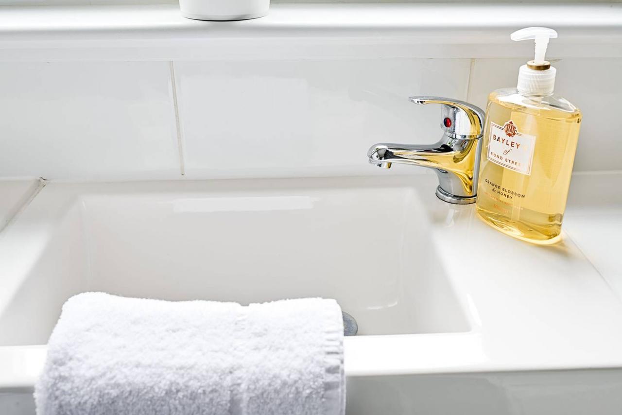 Joivy Bright Royal Mile Apartment 爱丁堡 外观 照片